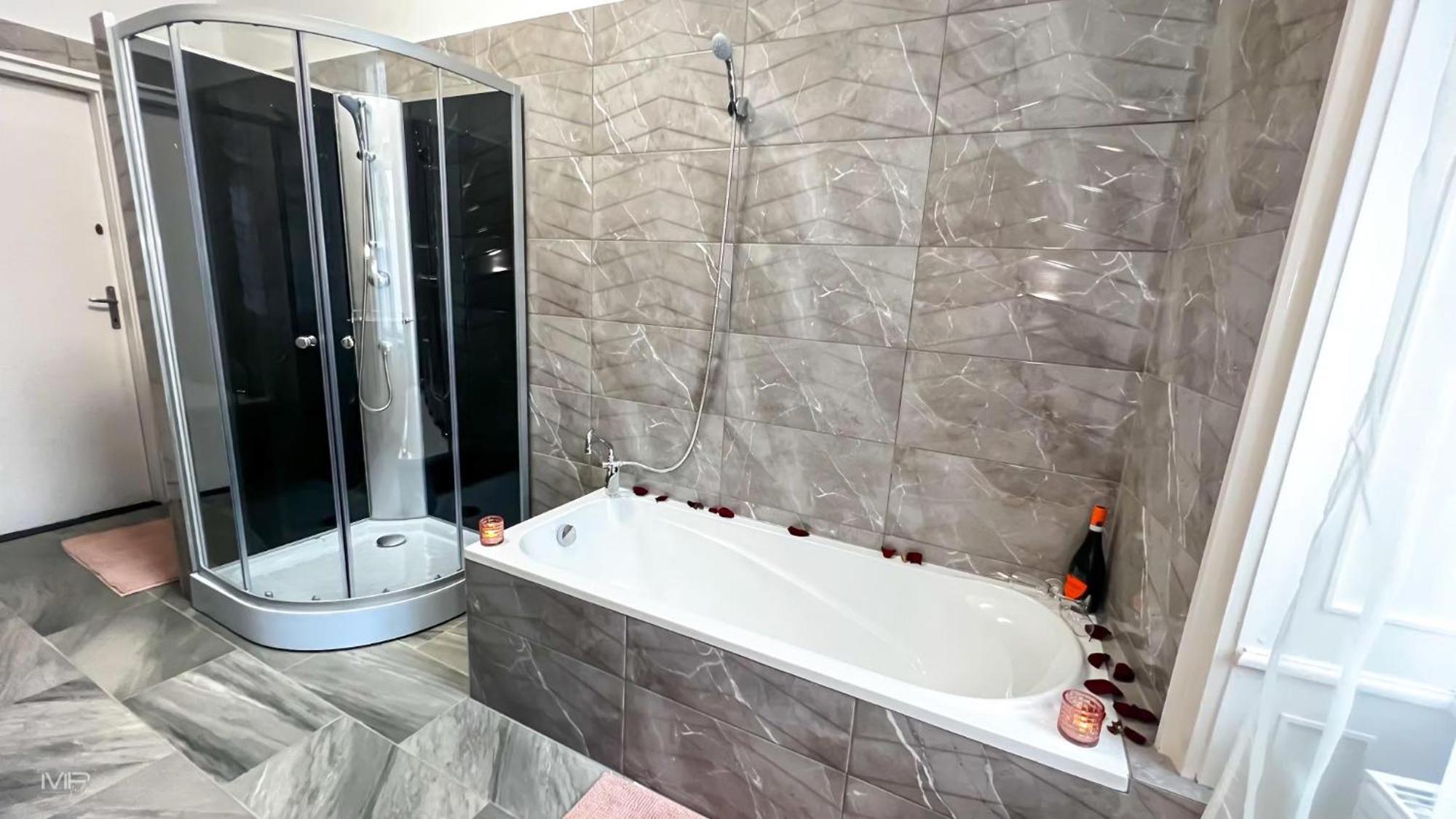 Flamingo Rezidencia Apartman Eger Extérieur photo